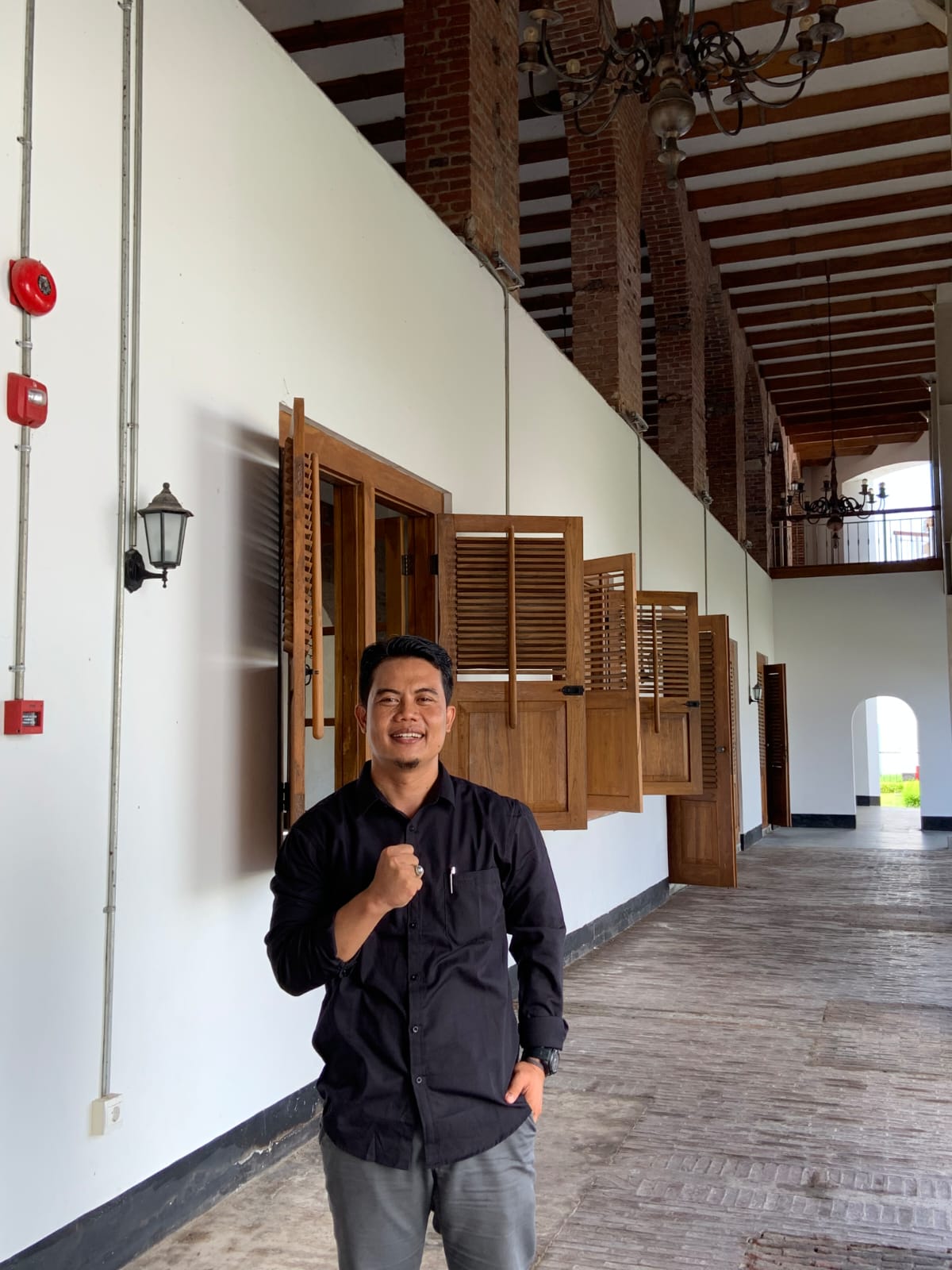 Agus Setiawan, S.Pd. (Kepala Madrasah)