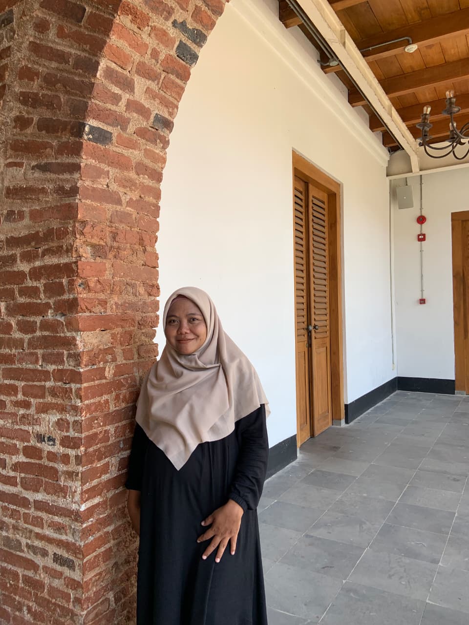 Antri Wulandari, S.Si. (Wali Kelas 6 Umar)