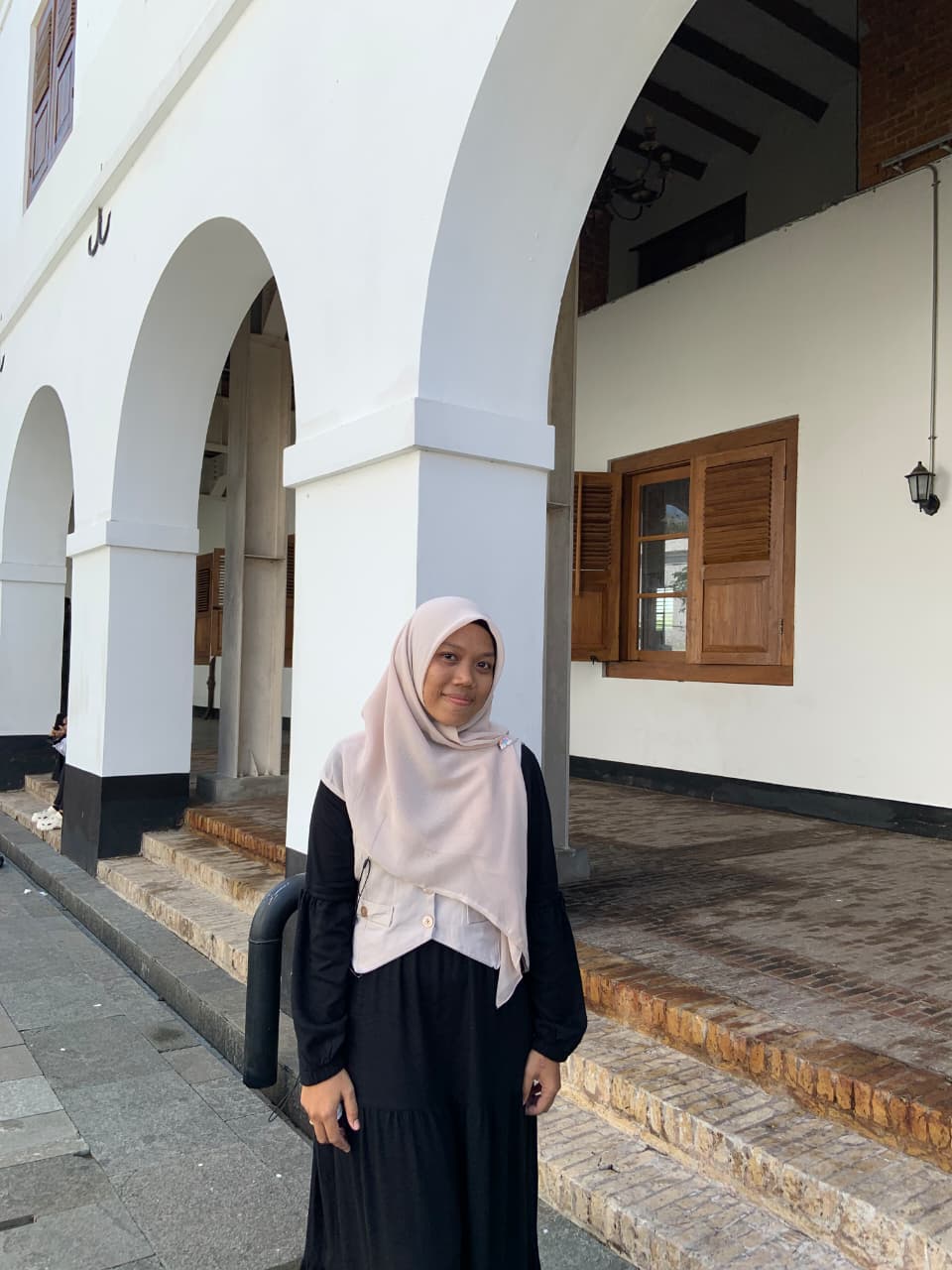 Elma Anshori, S.Pd.I. (Wali Kelas 5 Ali)